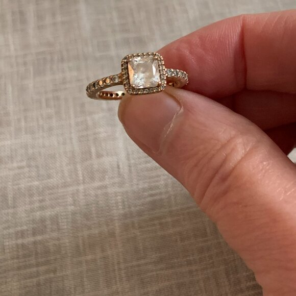 Pandora Rose Square Halo Ring - Picture 2 of 5